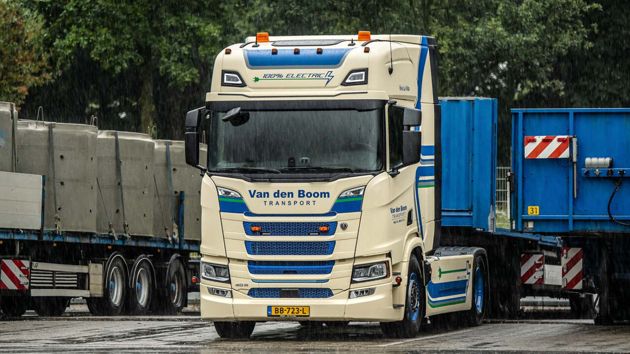 Elektrische truck van den boom variant